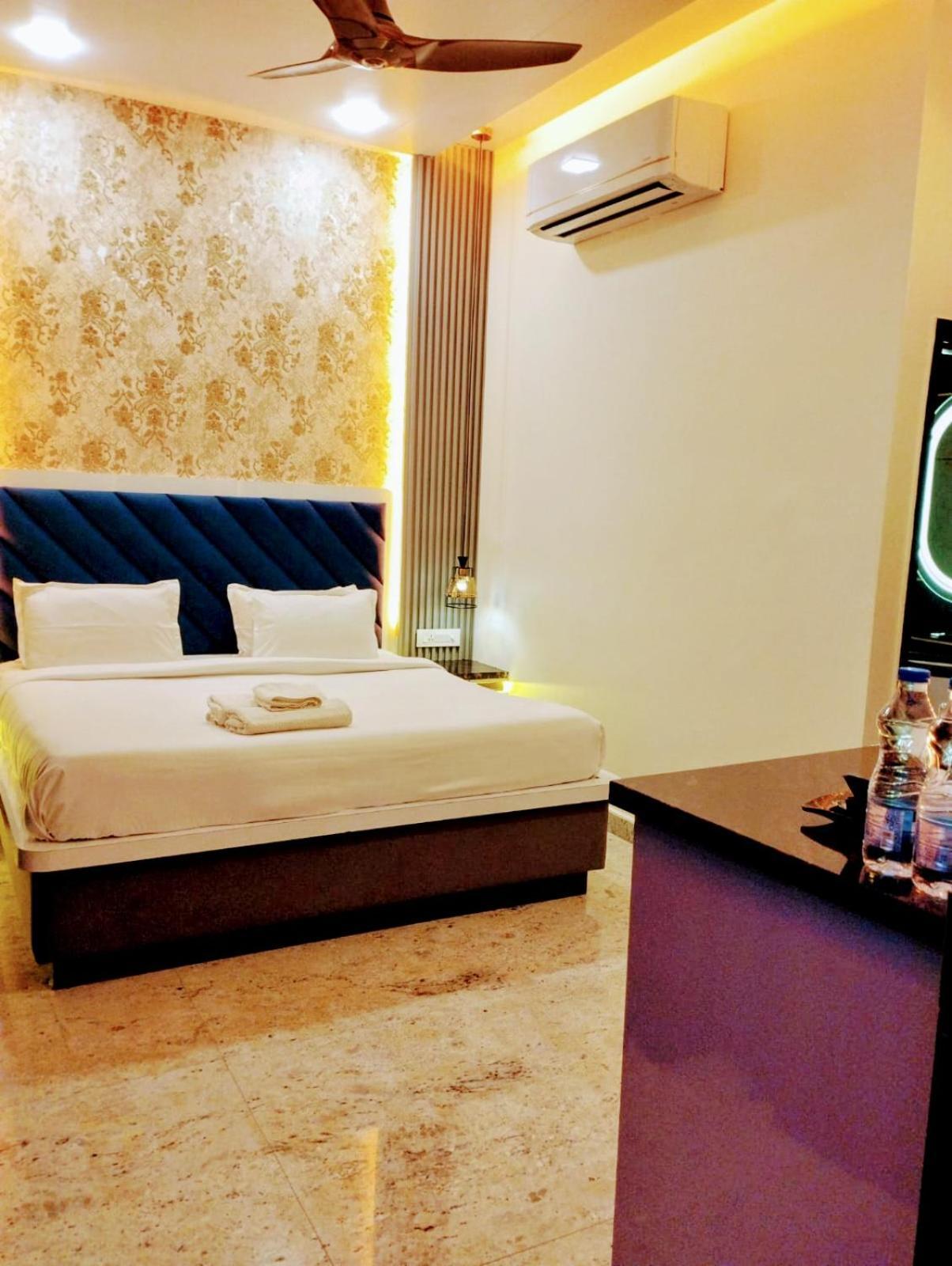Hotel Town Grand Agra  Zewnętrze zdjęcie